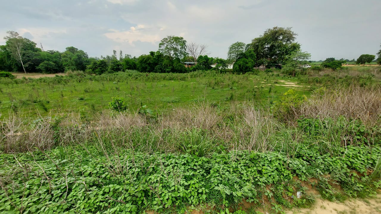 Land Suitable for - petrol pump , or dhabha, hotel Factory .