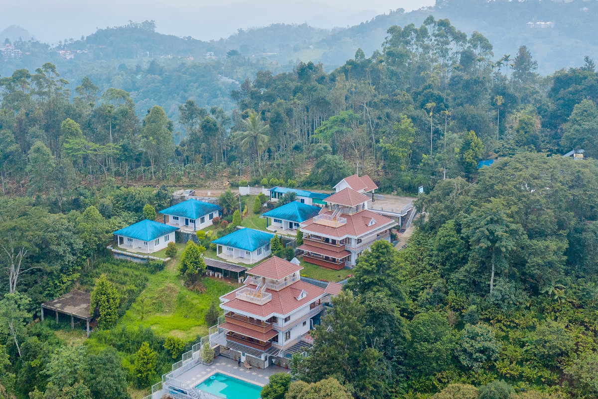 3star luxury resort for sale in munnar